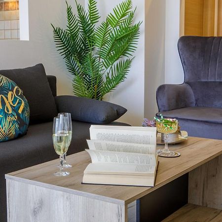 Savvas Apartment تولو المظهر الخارجي الصورة