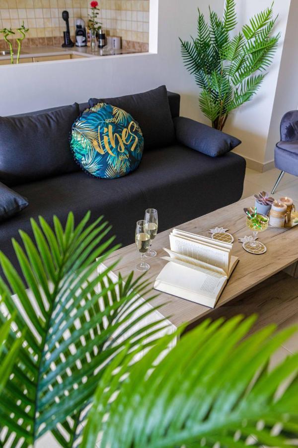 Savvas Apartment تولو المظهر الخارجي الصورة